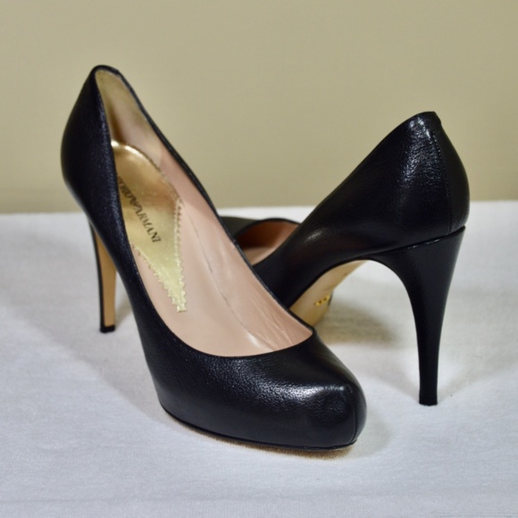 Black Round Toe Hidden Platform Pumps Made in Italy 🇮🇹 - Picture 4 of 13